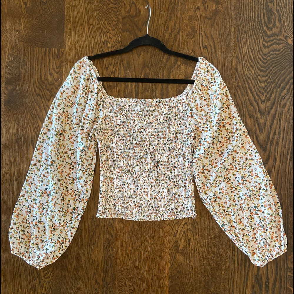 Puffy Sleeve Floral Top